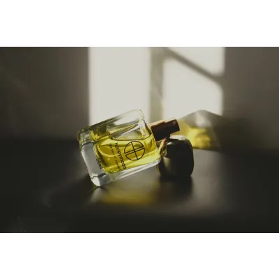 Oud Wood Eau de Parfum